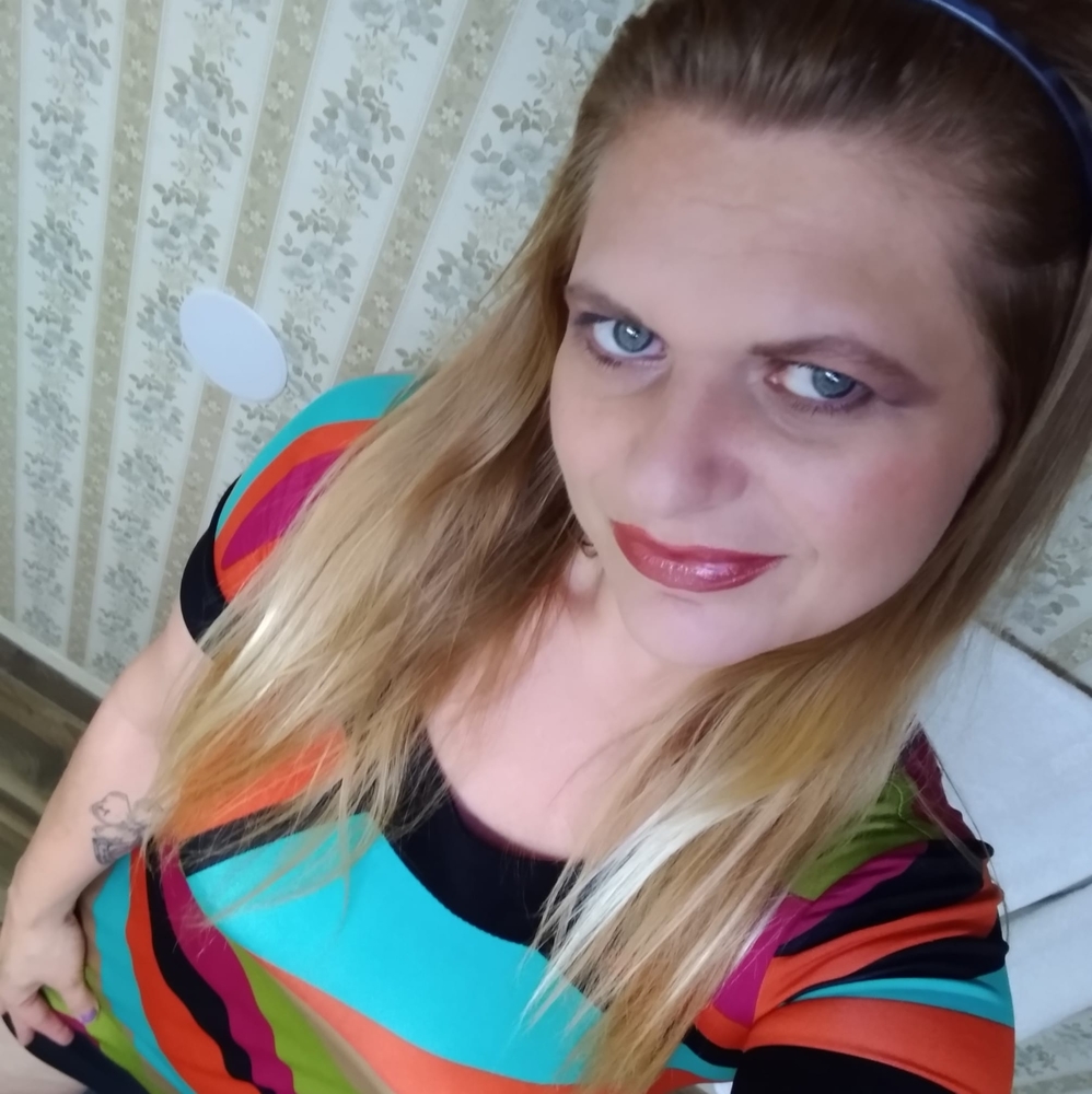 Meet your Posher, Rebecca